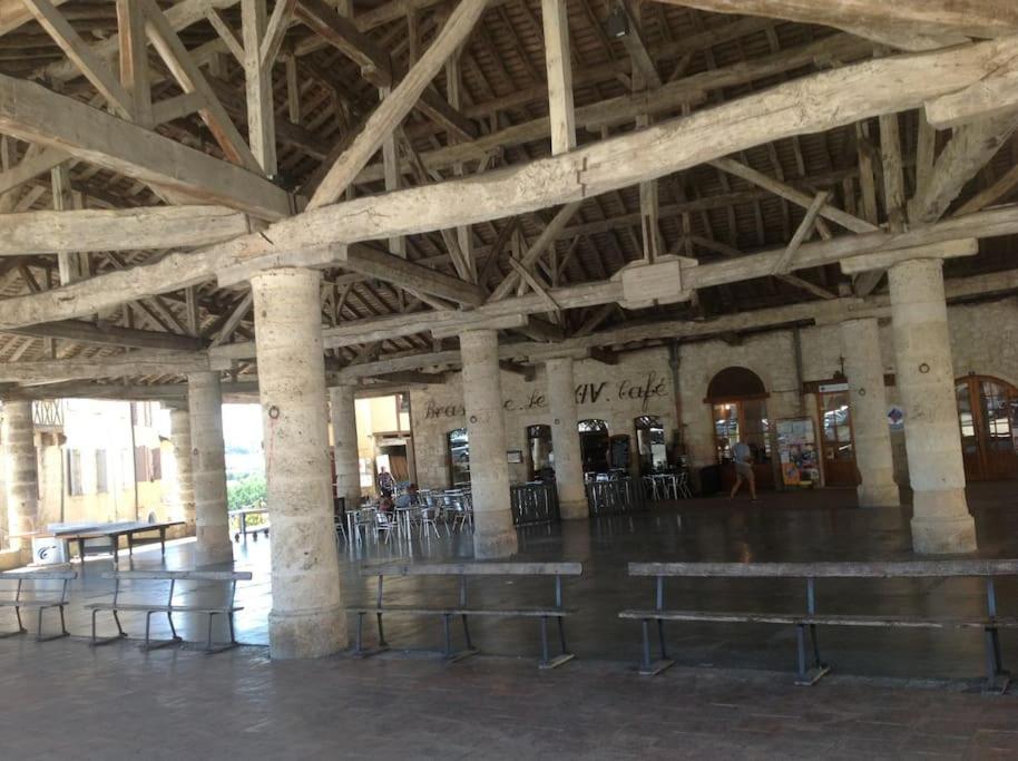 Ancien Presbytere Au Coeur Du Village Mauvezin  Εξωτερικό φωτογραφία