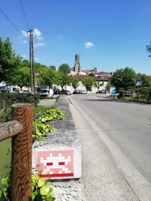 Ancien Presbytere Au Coeur Du Village Mauvezin  Εξωτερικό φωτογραφία